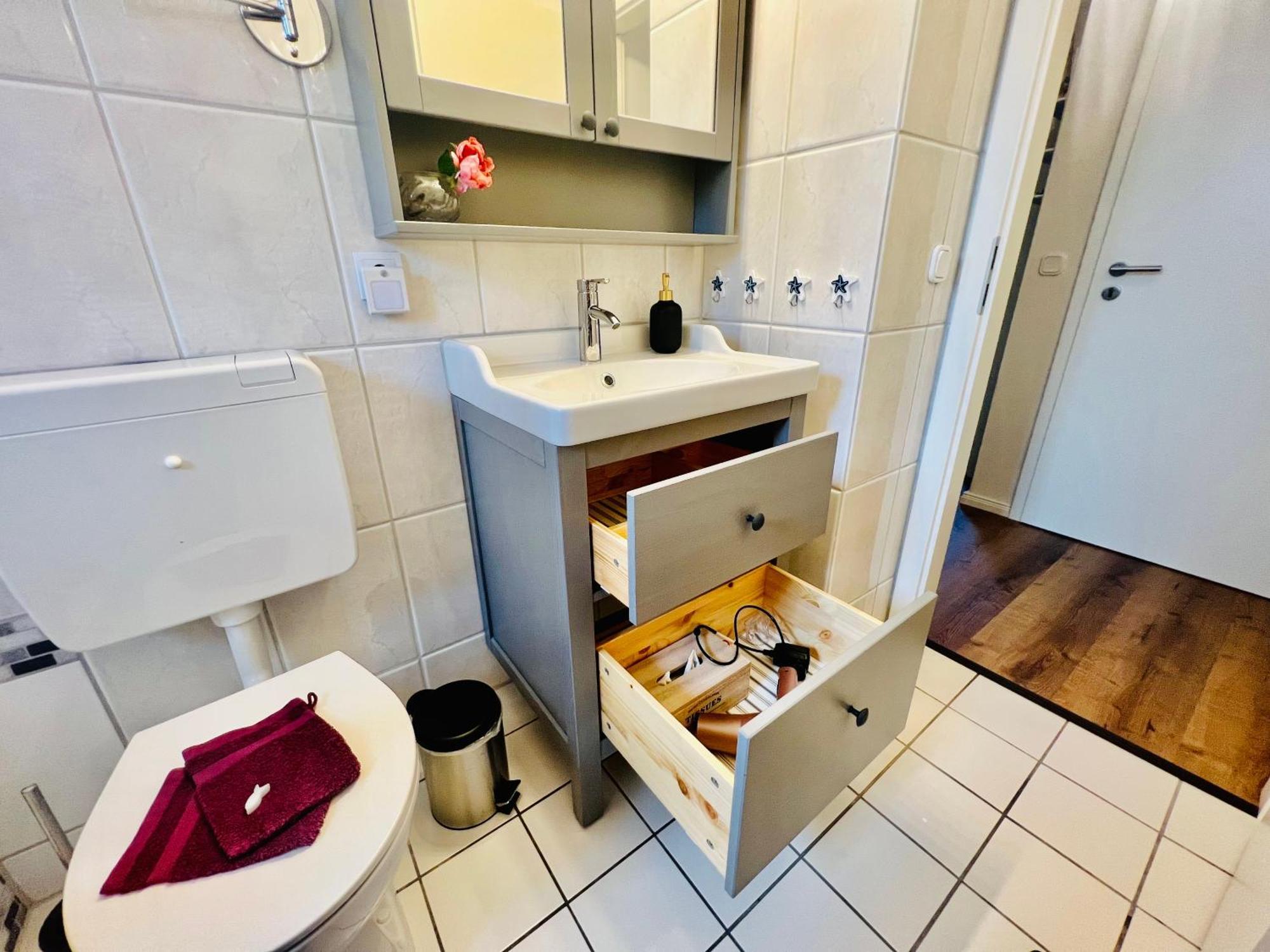 Seelund - Meeresrauschen Lauschen - Ruhiges Sonniges Apartment Mit Garten Und Terrasse Nahe Strand Und Ostsee Шёнхаген Экстерьер фото